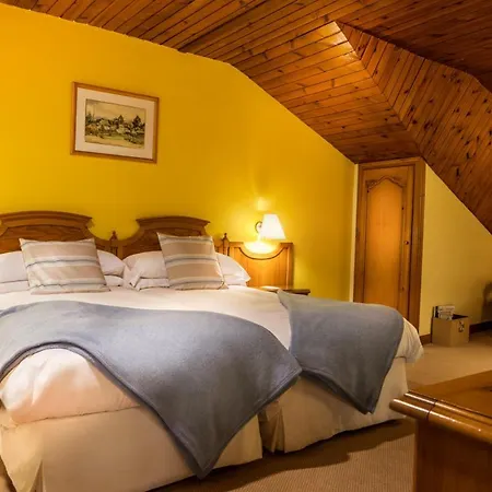 & El Castell De Ciutat Hotel